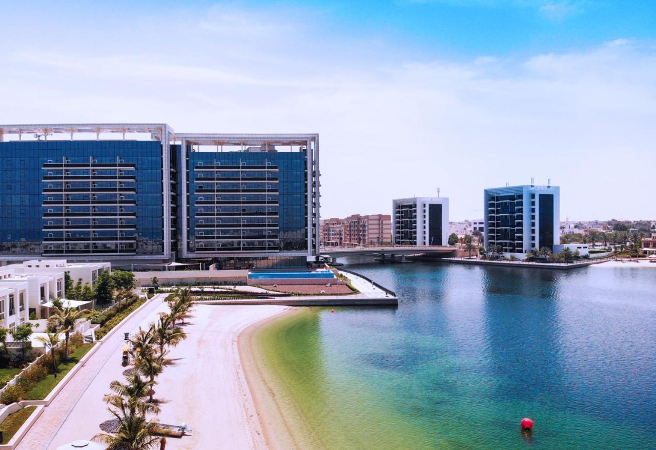 Live In The Middle Of Lagoons And Sea 라스알카이마 외부 사진